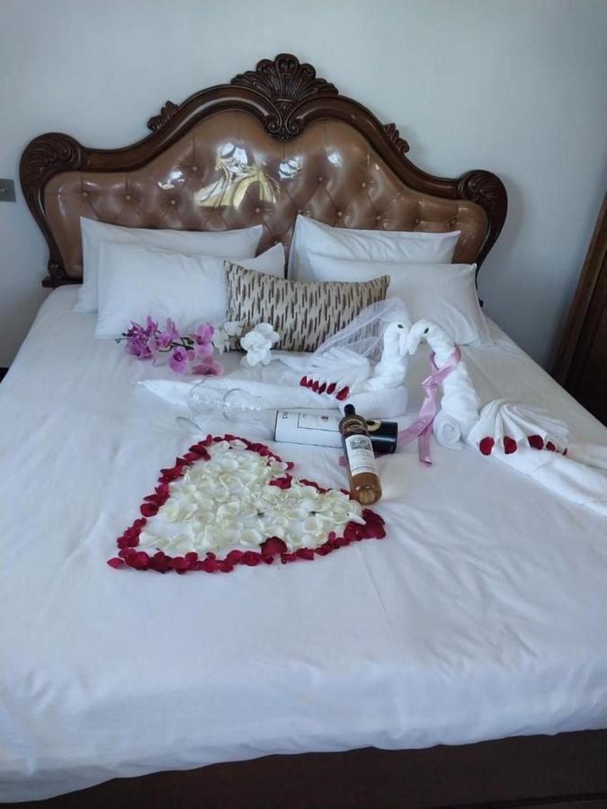 Indira Villa Grand Gaube Exterior photo